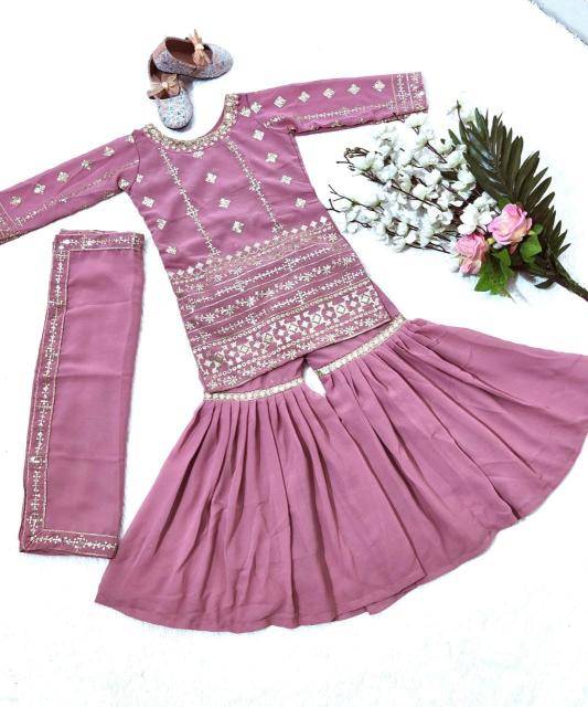 Trending Sequins Georgette Kids wear manufacturers in Kolkata